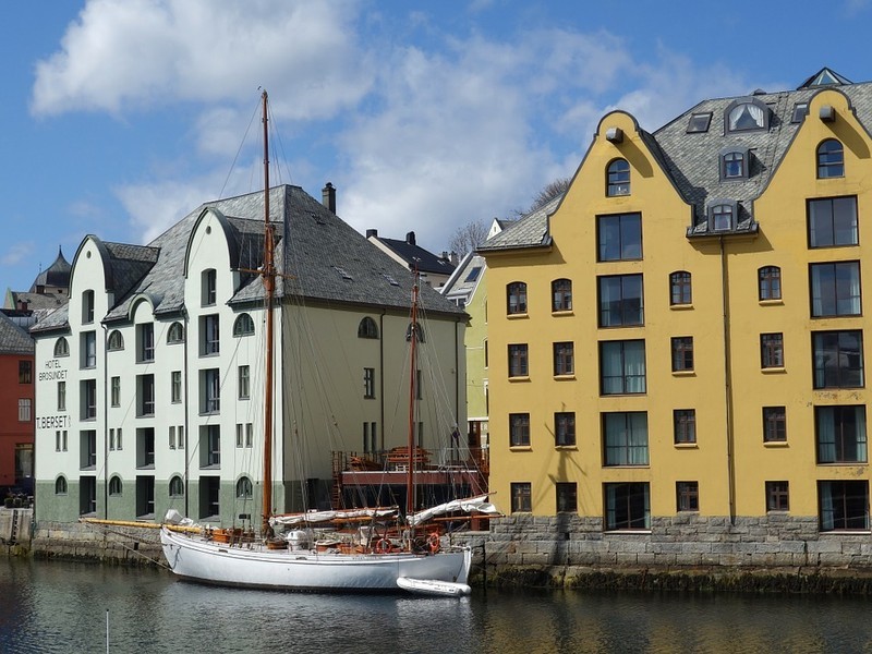 royal caribbean shore excursions alesund